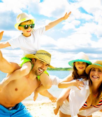 Familie am Strand